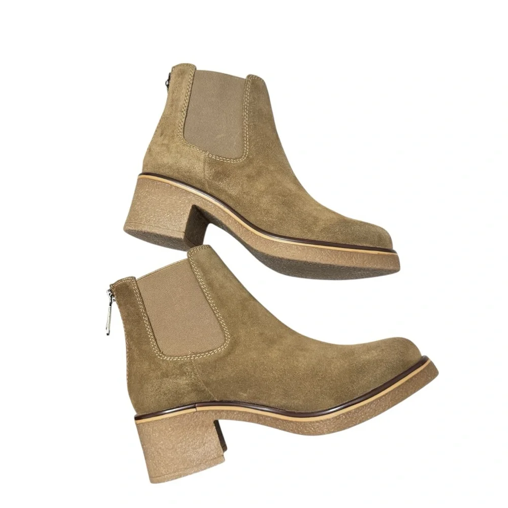 Blondo Lima Tan Waterproof Suede Chelsea Ankle Boots‎ | Size 8.5 New Without Box
